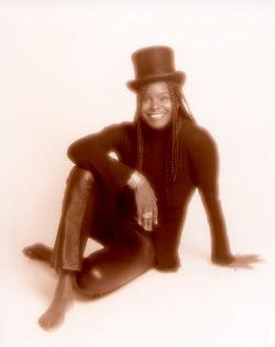 Val Kelly, Dance, Soul Funk and Jazz singer of Freespirit. Val also has her own jazz quartet.