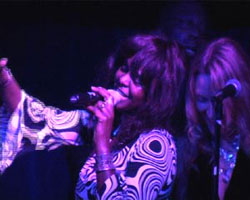 Val Kelly is also a fantastic wedding singer. Here at Cafe de Paris with Freespirit, Leicester Square, London.